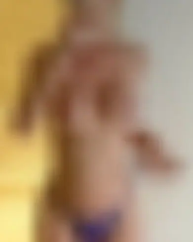 Kira, 26 Jahre — bbw sextreffen in Rheinhausen